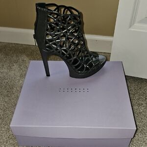 Vera Wang Lavender Label Black Cutout Heels
